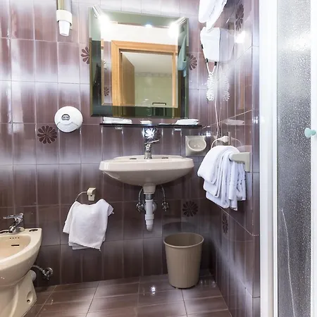 ゲストハウス R 75 アッシジ